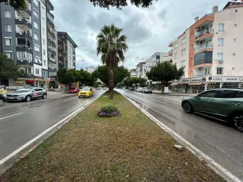 Prime Konyaalti commercial unit near beaches in Antalya